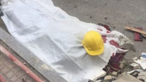 Şirkət əməkdaşı faciəli şəkildə ÖLDÜ