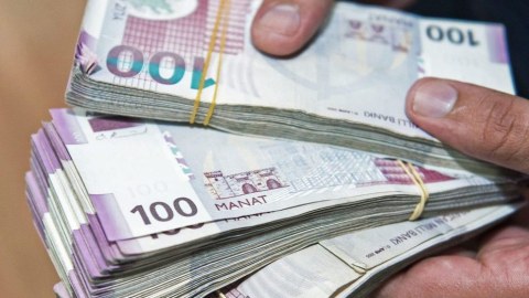 Çalışdığı şirkətin 15 mindən çox pulunu mənimsədi
