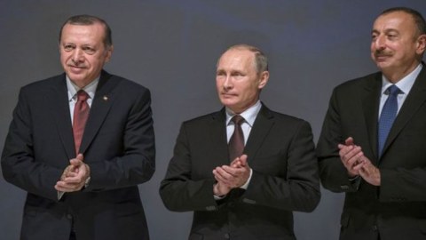 Azərbaycan-Türkiyə hərbi ittifaqının güclənməsi Kremli narahat edir - ŞƏRH  