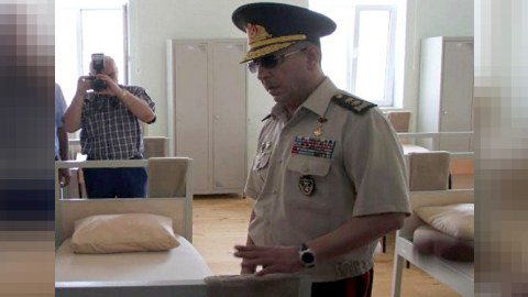 Rövşən Əkbərovun cinayət işi Bakı Hərbi Məhkəməsinə GÖNDƏRİLDİ