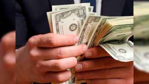 Dollar yeni həftəyə belə başlayacaq