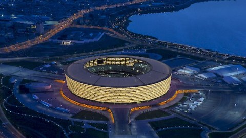 UEFA Bakıdakı 1/4 finalda göy qurşağı rəngli reklamların istifadəsini qadağan etdi
