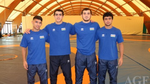 Güləşçilərimiz Avropa çempionatında 3 medal qazandı