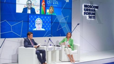 Moskva Şəhər Forumu çərçivəsində dəyirmi masa