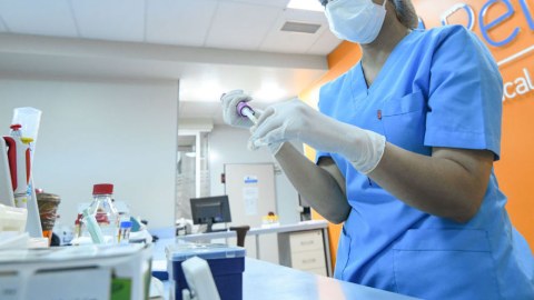 Azərbaycanda 62 nəfər koronavirusa yoluxdu - ölən olmayıb