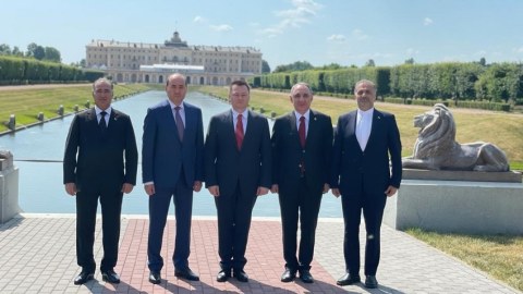 Beş ölkənin Baş prokurorları bəyannamə İMZALADI