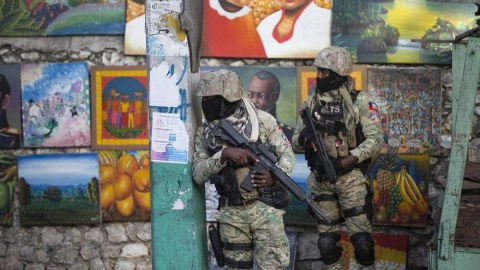 Haitidə hərbi vəziyyət rejimi elan olundu