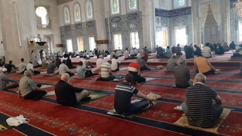 Dini komitə məscidlərdəki monitorinqin nəticələrini AÇIQLADI