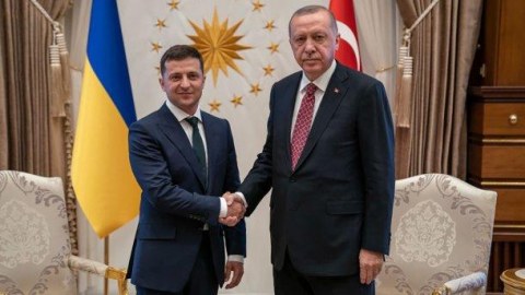 Ərdoğan Zelenski ilə telefonla danışıb