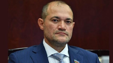 Razi Nurullayev Əli Kərimliyə SÖZ ATDI: “Hələ görün, savadınız onunla danışmağa bəs edirmi?” 