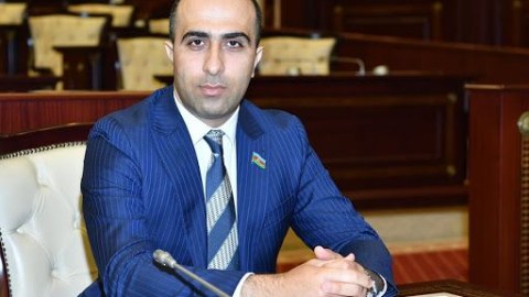 Deputat parlamentdə ölkədə geniş yayılan narkotik təhlükəsindən DANIŞDI