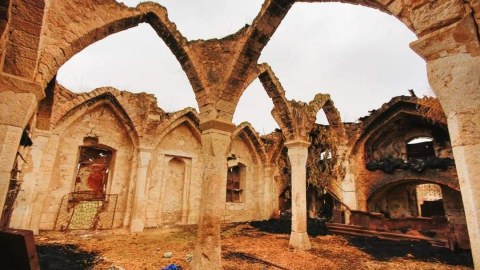 Azərbaycanlı deputat ərəb mətbuatında dağıdılan məscidlərdən YAZDI 