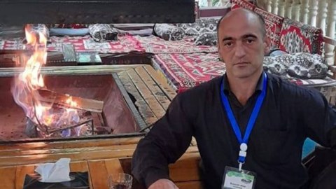 “Relax”da meyiti tapılan çayçının atası danışdı: “Oğlumu öldürüblər”