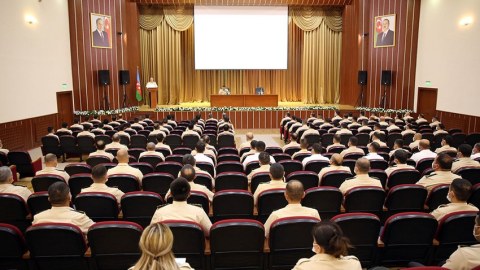 Azərbaycan Ordusunun kadr işləri üzrə heyətin toplanısı keçirildi