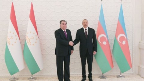 Tacikistan Prezidenti İlham Əliyevi ölkəsinə dəvət etdi