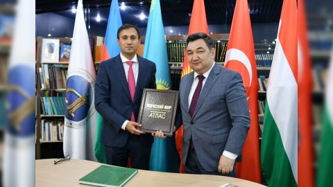 ABŞ-ın nümayəndə heyəti Türk Akademiyasını ziyarət edib