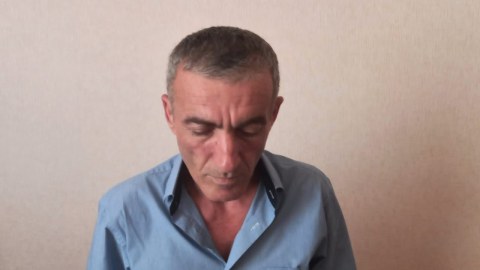 Həyətində çətənə bitkisi əkən şəxs saxlanıldı