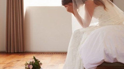 Ərə verilən 16 yaşlı qızın valideyinləri polisə ÇAĞIRILDI