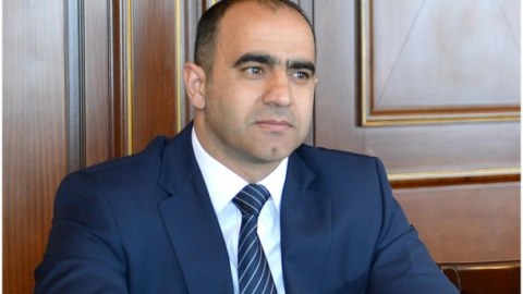 Azərbaycanda nazir işdən çıxarıldı - FOTO
