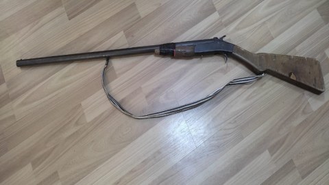 Saatlı sakinindən ov tüfəngi götürüldü