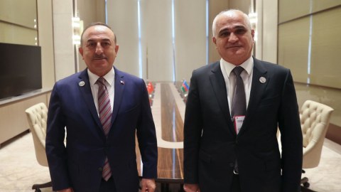Çavuşoğlu Şahin Mustafayevlə görüşüb