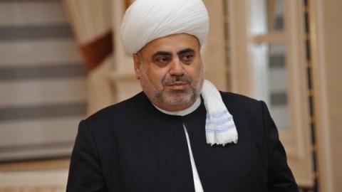 Şeyxdən Qurban bayramı TƏBRİKİ