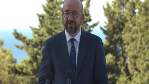Şarl Mişel: "Avropa İttifaqı regionda müsbət rol oynamağa hazırdır"