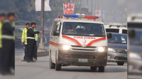 Pakistanda avtobusla yük maşınının toqquşdu - 27 nəfər öldü