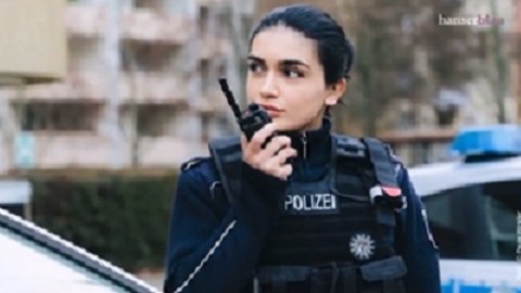Azərbaycan əsilli alman polisi kitab yazıb – VİDEO