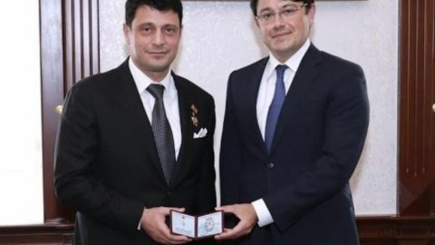 German Zaxaryayev təltif edildi  