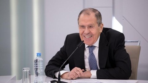 “Bizi amerikalılarla səhv salırsınız” - Lavrov