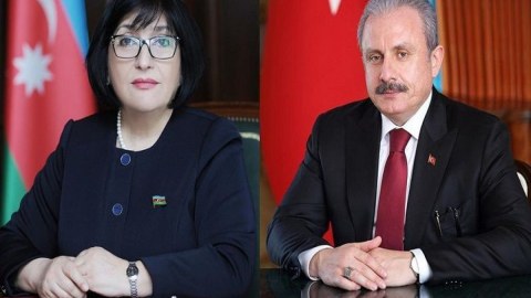 Mustafa Şentop Sahibə Qafarovaya zəng edib
