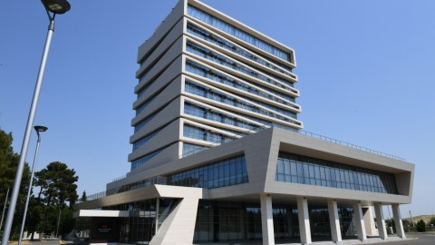 Prezident Naftalanda yeni sanatoriyanın AÇILIŞINDA