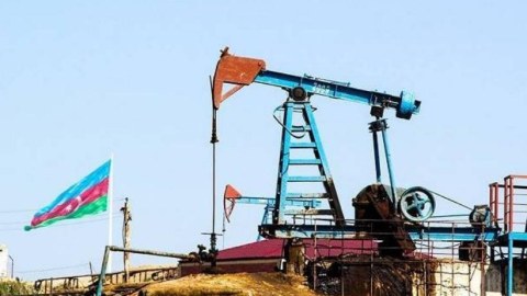 Azərbaycan nefti 74 dollara çatır
