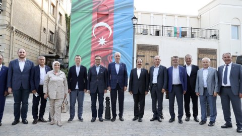 AKP nümayəndə heyəti Azərbaycana gəldi - FOTO