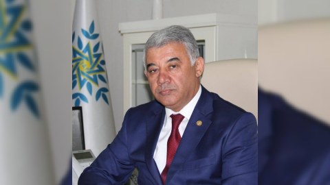 “İqtisadiyyatı güclü olan dövlət hər şeyə qadirdir”