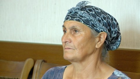 Həyətində narkotik yetişdirən yaşlı qadın saxlanıldı - FOTOLAR