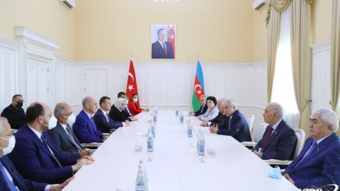 “Azərbaycan və Türkiyə ən şərəfli dövrünü yaşayır” - Əli Əhmədov
