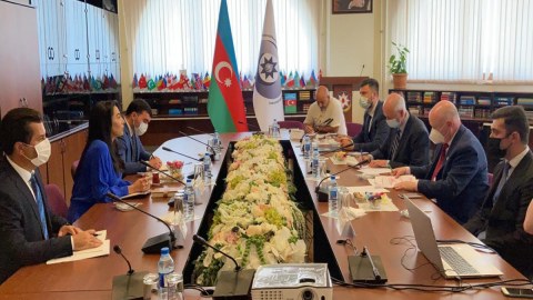 Ombudsman AŞPA nümayəndələrini qəbul etdi