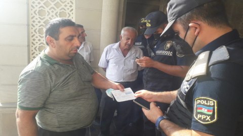 Polis Gədəbəydəki kiçik toya müdaxilə etdi