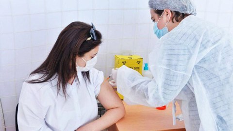 Bu gün rekord sayda vaksin vuruldu