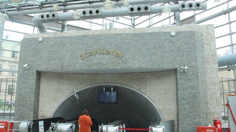 Metrostansiyalarda 10 yeni ventilyator quraşdırıldı - FOTOLAR