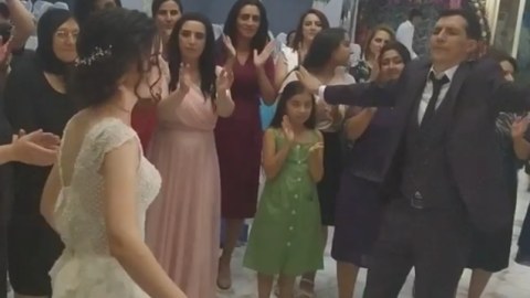 Bu gün Elçibəyin oğlunun TOYUDUR
