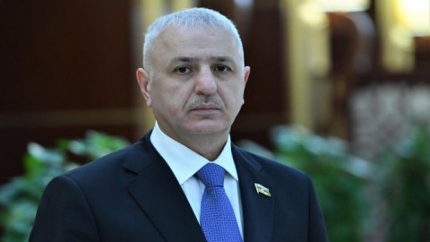 “Belələri Vətən sevgisi ilə hakimiyyət arzularının yerini hər zaman qarışıq salacaq”