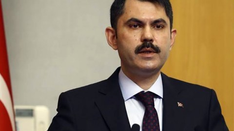 “Yanmış bölgələri yenidən bərpa edəcəyik” - Nazir  