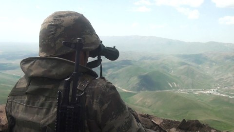 Azad edilmiş ərazilərdə döyüş növbətçiliyi - FOTO+VİDEO