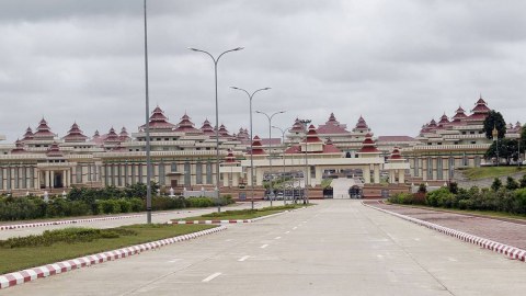 Myanmada müvəqqəti hökumət quruldu