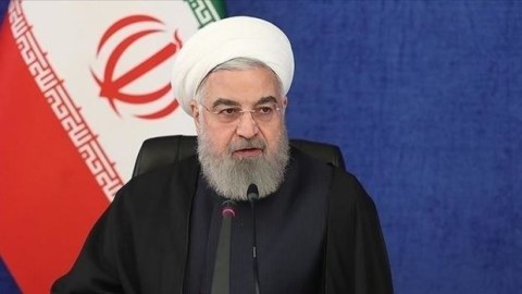 Ruhani xalqdan üzr istədi  