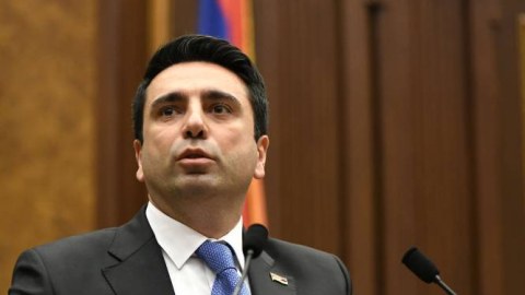 Ermənistan parlamentinin yeni spikeri məlum oldu