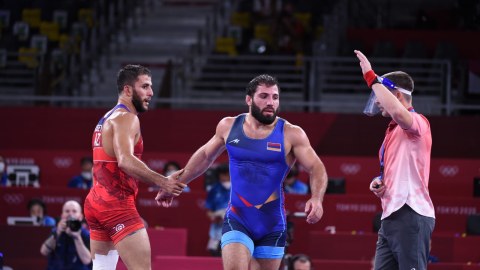 Erməniyə qalib gələn güləşçimizin FOTOLARI